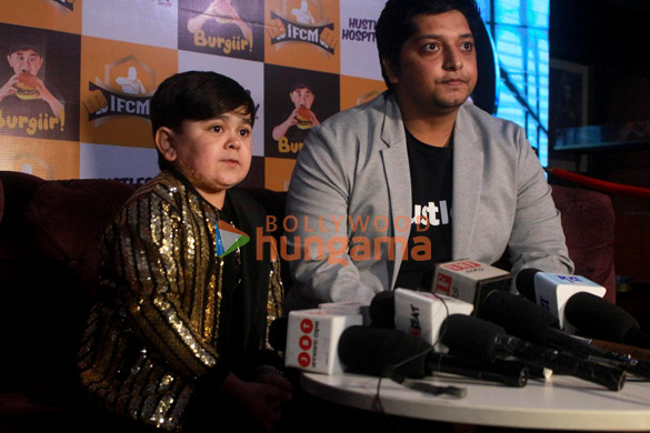 Photos: Bigg Boss 16 contestant Abdu Rozik attends the press conference for the launch of his brand Burgir Photos: Bigg Boss 16 contestant Abdu Rozik attends the press conference for the launch of his brand Burgir