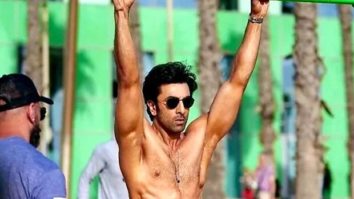 Shirtless Ranbir Kapoor flexing his ripped abs will leave you excited for his Animal look