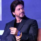 Shah Rukh Khan gets mobbed at Srinagar airport post Dunki shoot, despite tight security; watch
