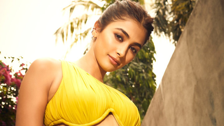 What did Pooja Hegde tell Jr. NTR & Ram Charan after the Oscars victory? | KBKJ | Salman Khan