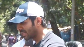 Kartik Aaryan leaves in his car as he gets clicked post work out session