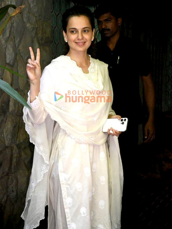Photos: Kangana Ranaut spotted outside her office Photos: Kangana Ranaut spotted outside her office