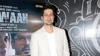 Sumeet Vyas looks dapper in an all white suit at Afwaah screening