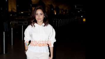 Photos: Nushrratt Bharuccha, Mouni Roy, Rashmika Mandanna and others snapped at the airport
