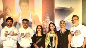 Farhan Akhtar shares photos from Bhaag Milkha Bhaag’s special screening on 10th anniversary for hearing and speech-impaired people: “Truly an overwhelming experience to be there and be part of this historic moment”