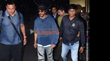 Photos: Shah Rukh Khan, Gauri Khan, Ranveer Singh and others snapped at the airport