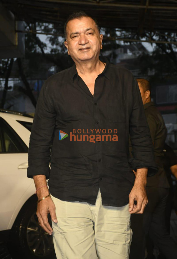 Photos: Sham Kaushal, Luv Sinha and Javed Akhtar snapped at PVR, Juhu Photos: Sham Kaushal, Luv Sinha and Javed Akhtar snapped at PVR, Juhu