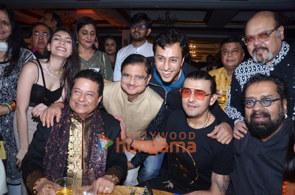Photos: Sonu Nigam, Arun Govil & others snapped at Anup Jalota’s 70th birthday party Photos: Sonu Nigam, Arun Govil & others snapped at Anup Jalota’s 70th birthday party