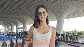 Photos: Ananya Panday, Aditya Roy Kapur, Arbaaz Khan and others snapped at the airport