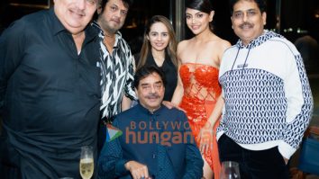 Photos: Celebs attend Akanksha Puri’s birthday bash