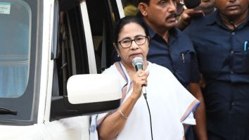 Photos: Chief Minister of West Bengal, Mamata Banerjee visits Amitabh Bachchan House at his residence in Juhu