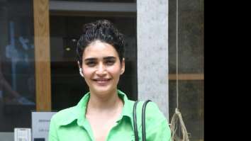 Photos: Karishma Tanna snapped outside Geetanjali salon in Juhu