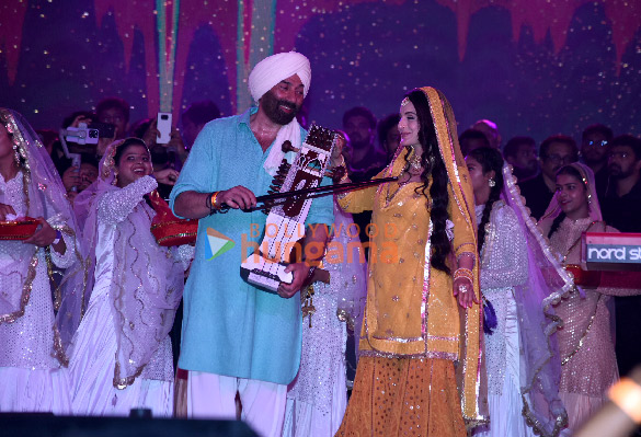 Photos: Sunny Deol, Ameesha Patel and Anil Sharma grace the music launch of Gadar 2 Photos: Sunny Deol, Ameesha Patel and Anil Sharma grace the music launch of Gadar 2