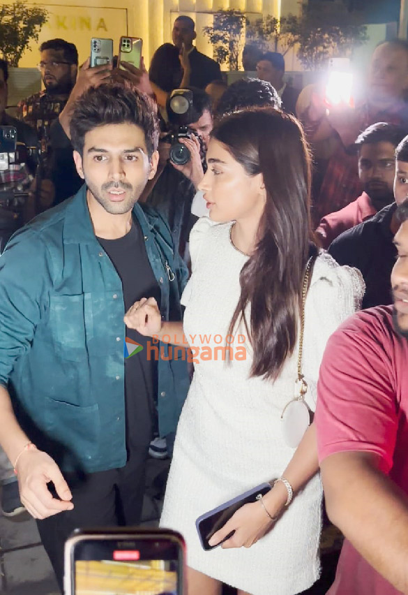Photos: Kartik Aaryan, Avneet Kaur and others snapped at Subhan Nadiadwala’s birthday bash Photos: Kartik Aaryan, Avneet Kaur and others snapped at Subhan Nadiadwala’s birthday bash