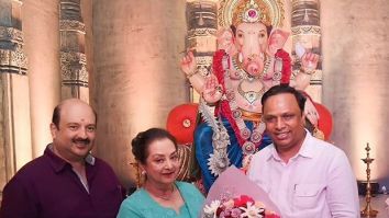 Saira Banu visits Bandra Ganpati Pandal, calls it an “Enchanting experience”