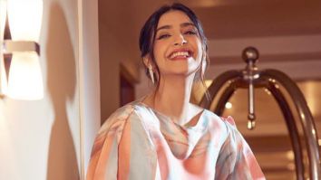 “Books transport us to a world of imagination” – says Sonam Kapoor