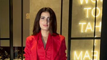 Photos: Celebs grace the premiere of Dhak Dhak