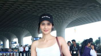 Photos: Manushi Chhillar, Kangana Ranaut and others snapped at the airport