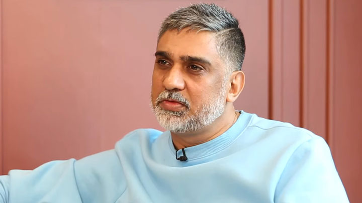 Tinu Suresh Desai: “Akshay Kumar input dete hain, thopte nahi hain” | Mission Raniganj | Deepshikha Deshmukh