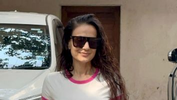 Photos: Ameesha Patel snapped at Mehboob Studios in Bandra