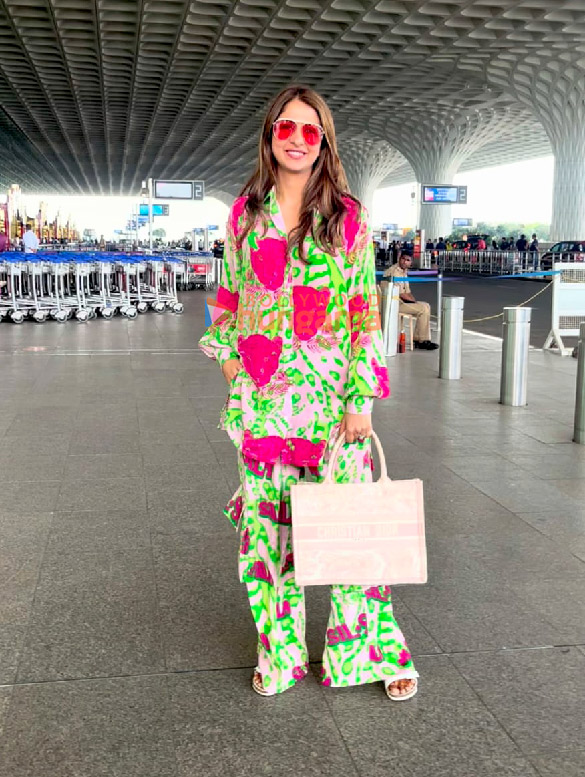 Photos: Malvika Raaj, Ektaa R Kapoor, Rupali Ganguly and others snapped at the airport Photos: Malvika Raaj, Ektaa R Kapoor, Rupali Ganguly and others snapped at the airport