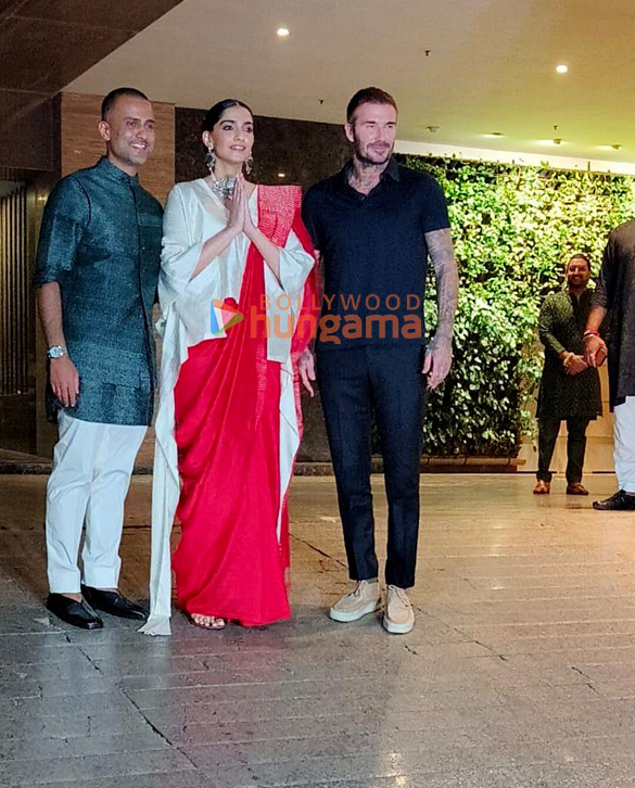 Photos: Sonam Kapoor Ahuja, Anand Ahuja and others snapped at Sonam Kapoor’s house party Photos: Sonam Kapoor Ahuja, Anand Ahuja and others snapped at Sonam Kapoor’s house party