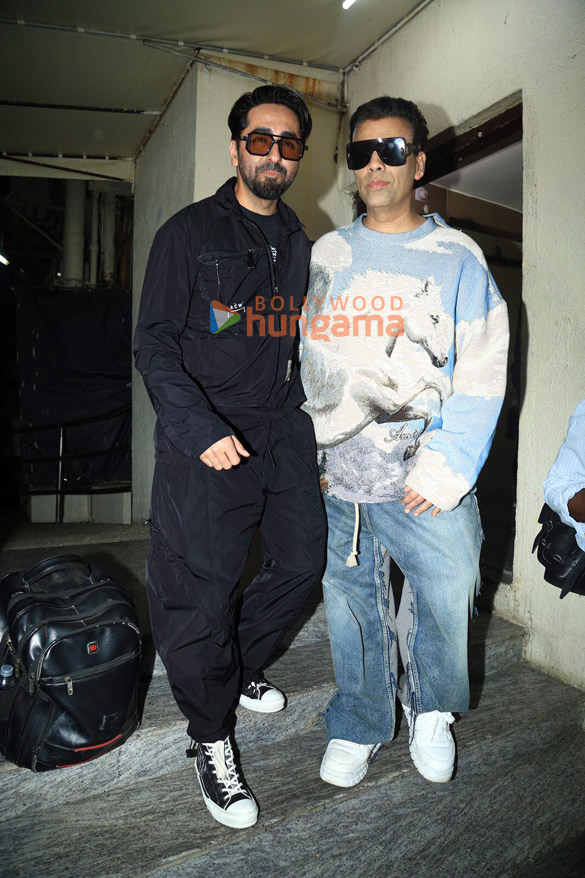 Photos: Ayushmann Khurrana, Karan Johar and Anup Soni snapped at Juhu PVR Photos: Ayushmann Khurrana, Karan Johar and Anup Soni snapped at Juhu PVR