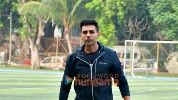 Photos: Kartik Aaryan, Ibrahim Ali Khan and others snapped during a football match
