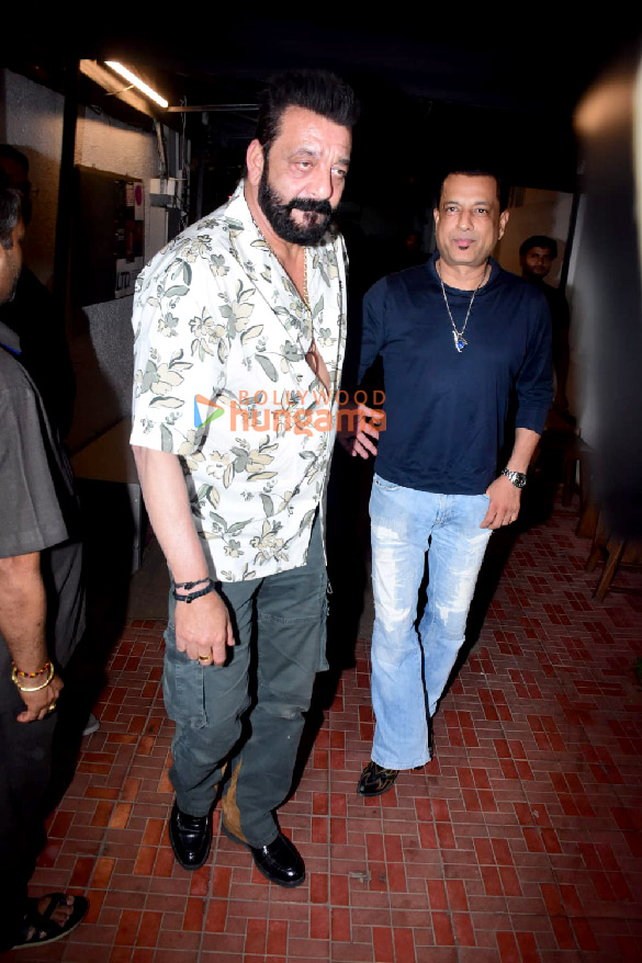 Photos: Sanjay Dutt spotted in Bandra Photos: Sanjay Dutt spotted in Bandra