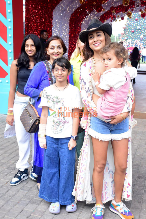 Photos: Shriya Saran, Fardeen Khan and others attend Hamley Wonder Land event with their kids at Jio Garden, BKC Photos: Shriya Saran, Fardeen Khan and others attend Hamley Wonder Land event with their kids at Jio Garden, BKC