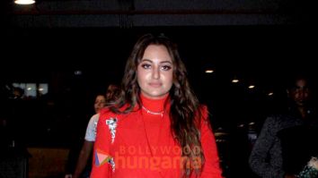 Photos: Sonakshi Sinha, Manoj Bajpayee and others snapped at the airport