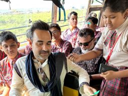 Pankaj Tripathi visits Atal Setu with school kids ahead of Main Atal Hoon release; watch Pankaj Tripathi visits Atal Setu with school kids ahead of Main Atal Hoon release; watch