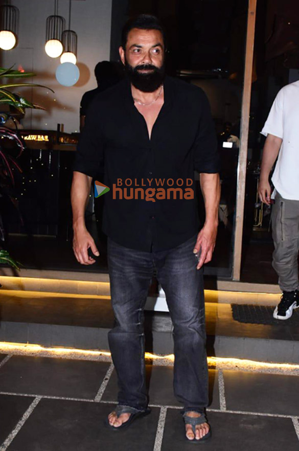 Photos: Bobby Deol snapped at Mizu in Bandra Photos: Bobby Deol snapped at Mizu in Bandra