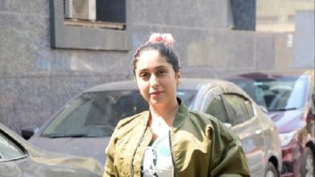 Photos: Neha Bhasin snapped outside the gym in Bandra