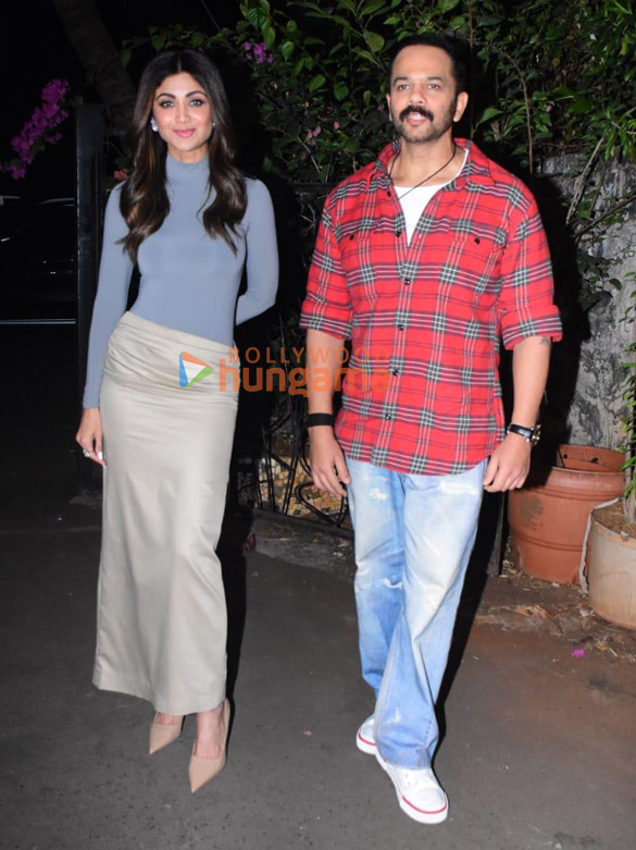 Photos: Rohit Shetty, Shilpa Shetty, Vivek Oberoi and Sidharth Malhotra snapped in Bandra Photos: Rohit Shetty, Shilpa Shetty, Vivek Oberoi and Sidharth Malhotra snapped in Bandra