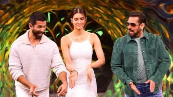 Salman Khan dances with Shahid Kapoor and Kriti Sanon on the sets of Bigg Boss 17; watch