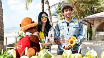 Photos: Adah Sharma, Sunil Grover snapped promoting Sunflower season 2