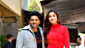 Photos: Guru Randhawa, Saiee Manjrekar and others snapped on the sets of Jhalak Dikhhla Jaa