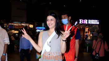 Photos: Mannara and Archana Gautam snapped at the airport