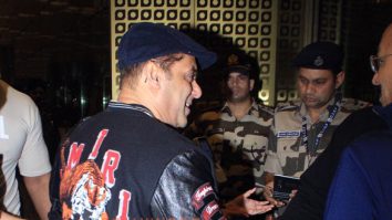 Photos: Salman Khan, Alia Bhatt, Dhvani Bhanushali and others snapped at the airport