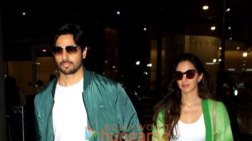 Photos: Sidharth Malhotra, Kiara Advani, Sonam Kapoor Ahuja and others snapped at the airport