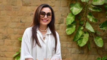 Photos: Rani Mukerji snapped cutting cake ahead of her birthday