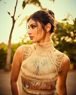 Mouni Roy