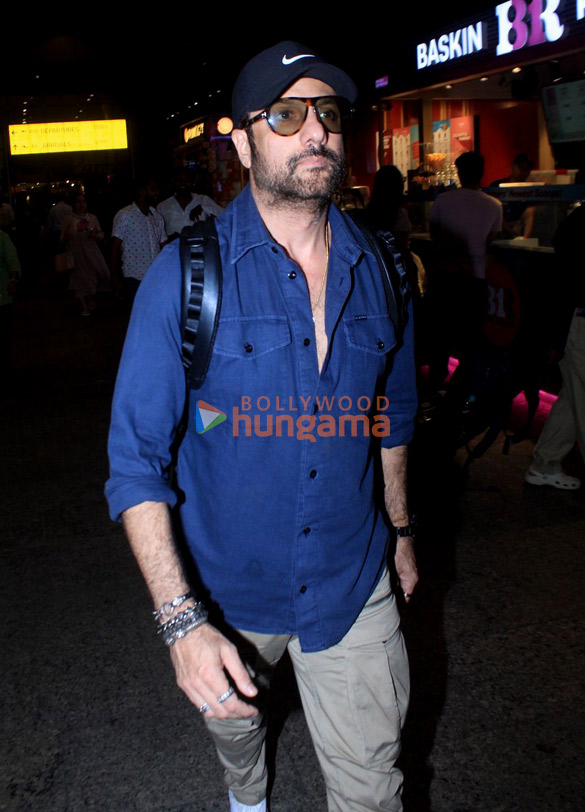 Photos: Fardeen Khan snapped at the airport Photos: Fardeen Khan snapped at the airport