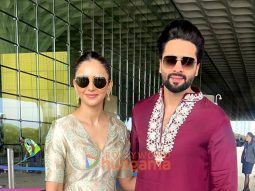 Photos: Rakul Preet Singh, Jackky Bhagnani and others snapped at the airport Photos: Rakul Preet Singh, Jackky Bhagnani and others snapped at the airport
