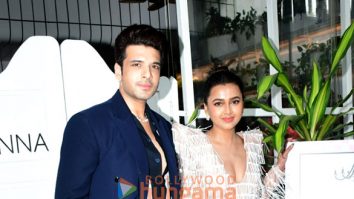 Photos: Tejasswi Prakash and Karan Kundrra spotted at Donna Deli