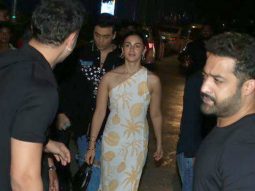 Aww so sweet! Ranbir Kapoor protects Alia Bhatt as they get swarmed by fans