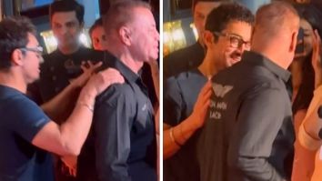 Aamir Khan reunites with Ghajini co-star at Sarfarosh 25th anniversary celebration, watch 