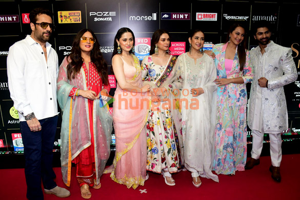 Fardeen Khan, Richa Chadha, Sanjeeda Sheikh,  Manisha Koirala, Sonakshi Sinha, Taha Shah Badussha