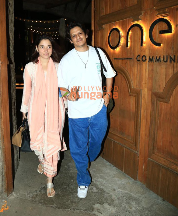 Photos: Vijay Varma and Tamannaah Bhatia snapped at One8 Commune in Juhu Photos: Vijay Varma and Tamannaah Bhatia snapped at One8 Commune in Juhu